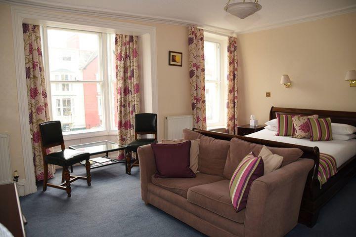 Harry'S Hotel & Restaurant Aberystwyth Exterior foto